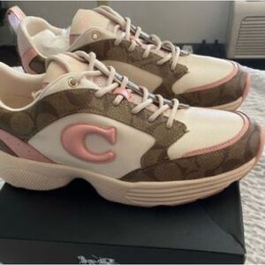 These are brand new coach shoes, they are really pretty and comfortable.